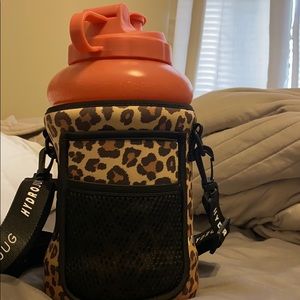 Hydrojug with sleeve/strap